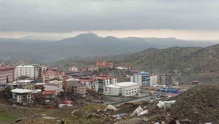 Kulp’ta yağmur ve kar etkili oldu: Heyelan ve çığ uyarısı yapıldı