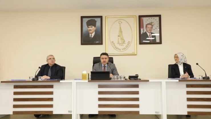 Kütahya’da kadına yönelik şiddet ve çocuk koruma çalışmaları masaya yatırıldı