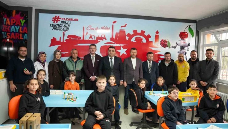 Kütahya’nın Pazarlar İlkokulu’nda Robotik Kodlama Sınıfı hizmete açıldı