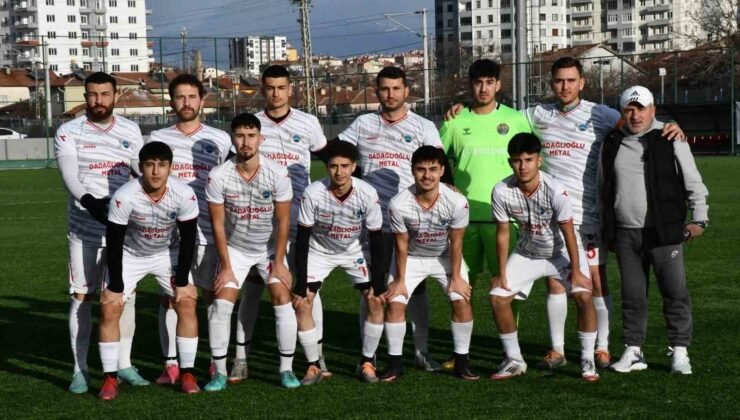 Lider Kayseri Şekerspor adım adım ilerliyor