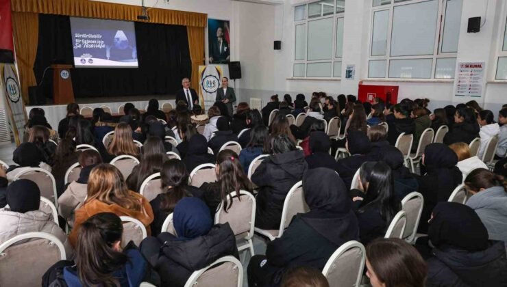 Liseli öğrencilere “Bilinçli su tüketimi” eğitimi verildi