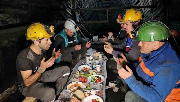 Madencilerin yerin 120 metre altında ilk sahur heyecanı
