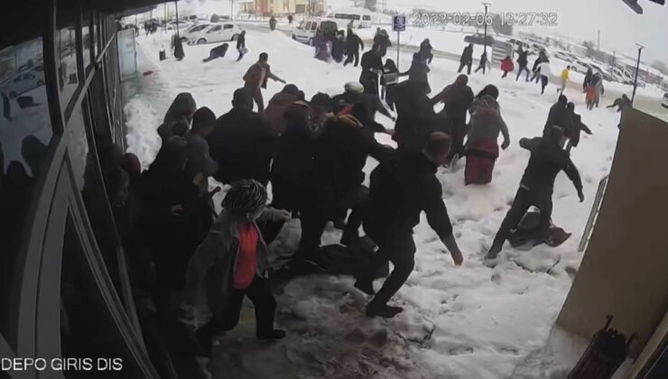 Malatya’da 7,6’lık depremin hastanedeki panik anları kamerada