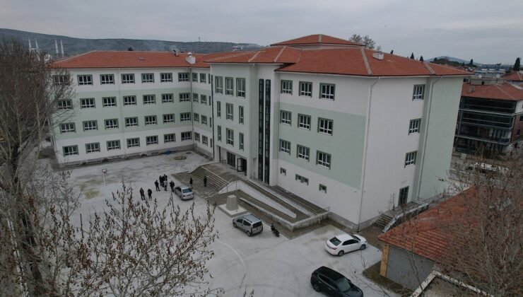 Manisa’da 266 bin öğrenci ders başı yapacak