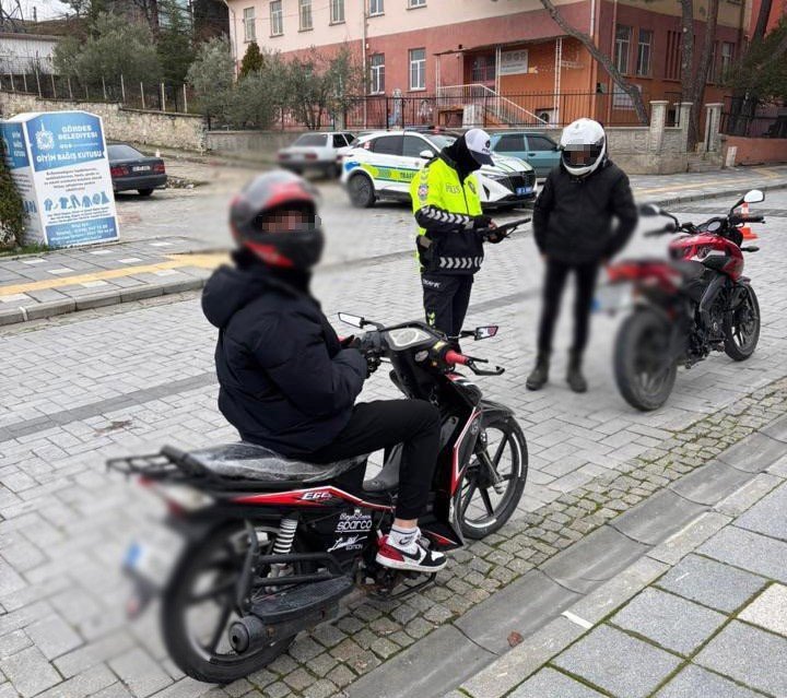Manisa’da motosiklet denetimlerinde 3 günde 4,2 milyon TL ceza