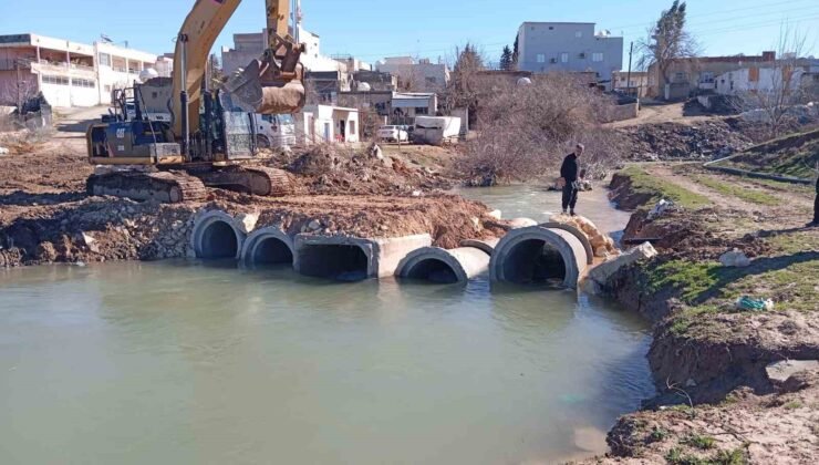 Mardin Büyükşehir Belediyesi Kızıltepe’de tahrip olan köprünün yerine yeni köprü inşa etti