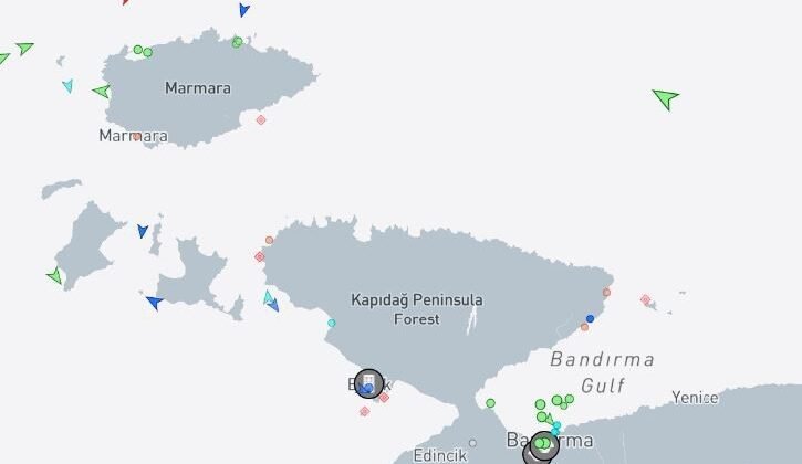 Marmara Denizi’ne atladığı iddia edilen genç için arama çalışması başlatıldı