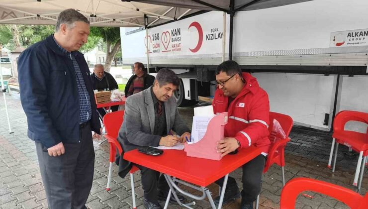 Mersin’de din görevlilerinden Ramazan öncesi kan bağışı