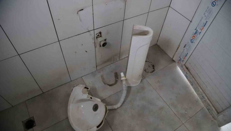 Mersin’de parka çirkin saldırı