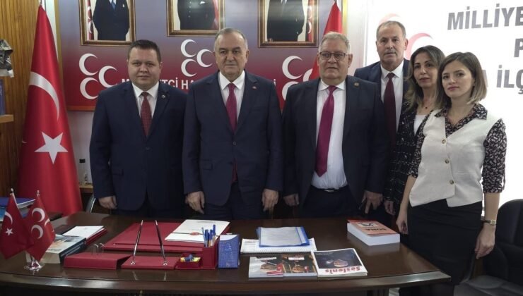 MHP’li Akçay: “CHP cinnet geçiriyor”