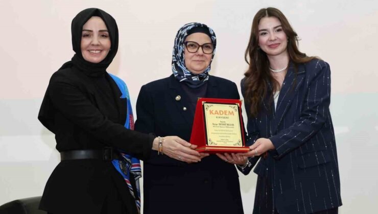 Milletvekili Böhürler, ERÜ’de gençlerle buluştu