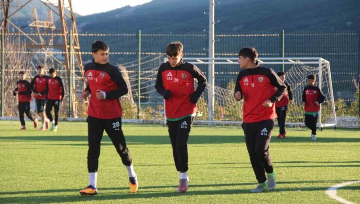 Muğlaspor Futbol Akademisi geleceğin yıldızlarını yetiştiriyor