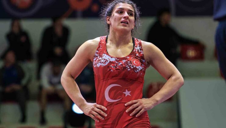 Nesrin Baş’tan bronz madalya