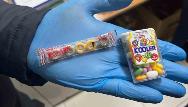 Okul kantini denetleyen zabıta son kullanama tarihi geçmiş ürünlere el koydu