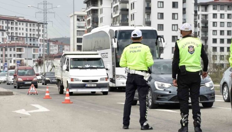 Ordu’da bir haftada 17 binden fazla araç ve sürücüsü denetlendi