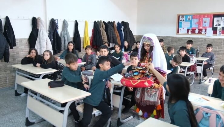 Ortaokul öğrencilerinden Ramazan ayında anlamlı etkinlik