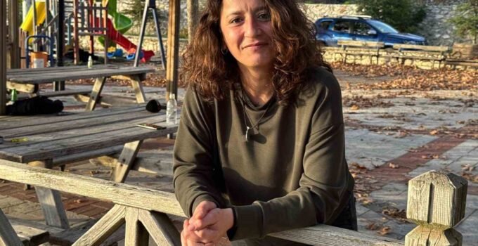 Oyuncu Metin Akpınar’ın biyolojik kızı Duygu Nebioğlu: “20 yıldır verdiğim mücadelede ne kadar haklı olduğumu bugün gördüm”