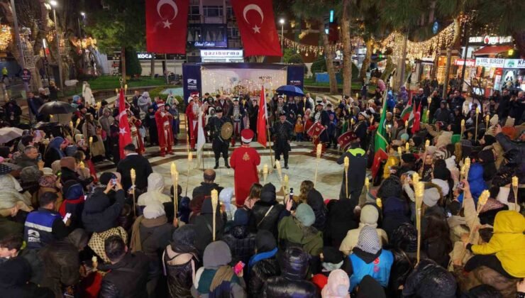 Pendik’te mehter marşlarıyla ramazan coşkusu yoğun ilgi gördü