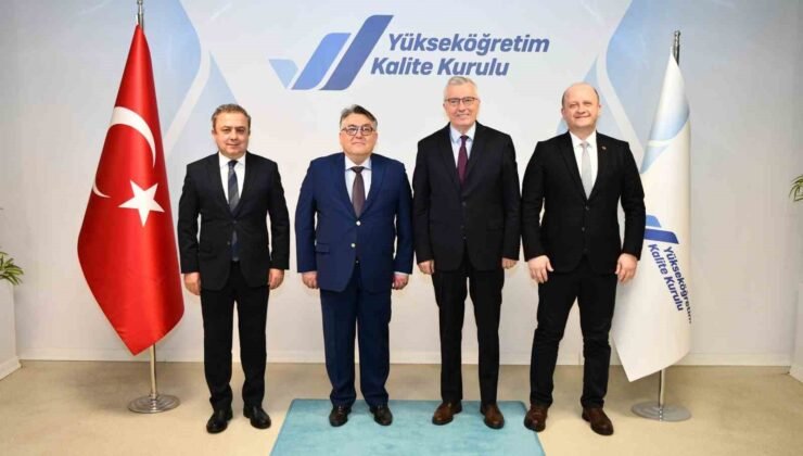 Rektör Özölçer’den YÖKAK Başkanı Kocabıçak’a ziyaret