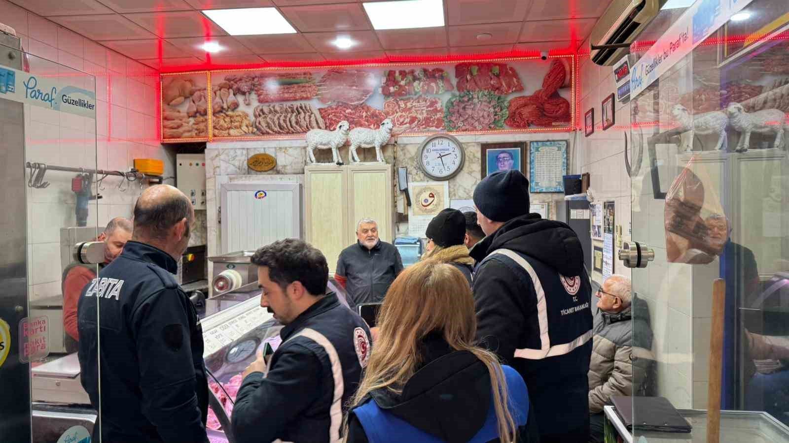 Rizeli kasaptan yeni et fiyatlarına tepki: “Beni yeni fiyatları fazla buldum, fırsatçılık yapmamak lazım”