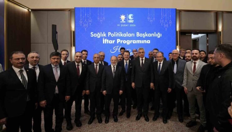 Sağlık çalışanları iftar sofrasında buluştu