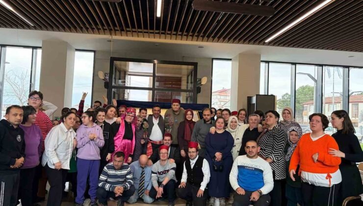 Sakarya’da engelli bireylerden ’Ramazan’ etkinliği