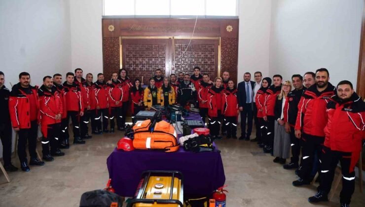 Sancaktepe’de “Dirençli Şehir” kararlılığı: 6 Şubat depremlerinde hayatını kaybedenler anıldı