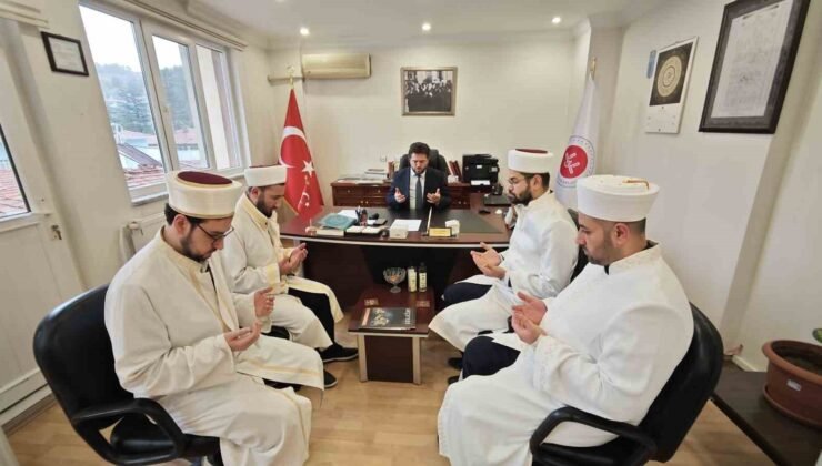 Şaphane’de yeni göreve başlayan din görevlileri için tören düzenlendi