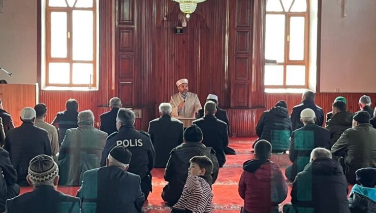 Şehit Mustafa Özkardeş için Gecek köyünde mevlit programı düzenlendi