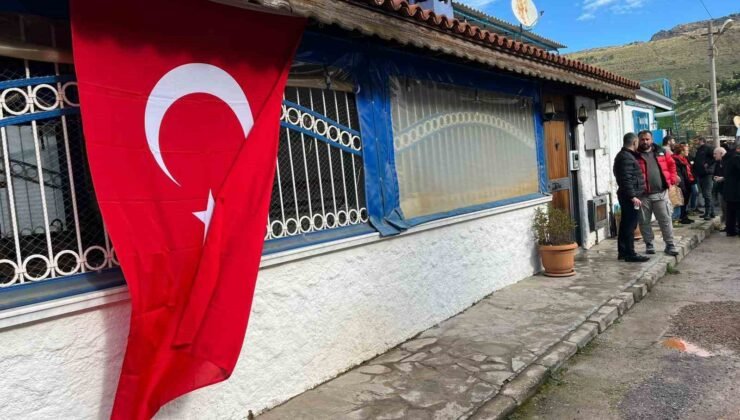 Şehit pilotun İzmir’deki evinde yas