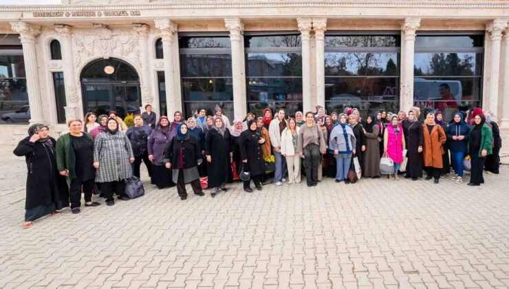 Şehitkamil’den kadınlara moral gezisi