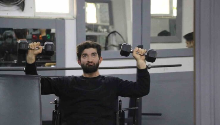 Serebral palsi hastası genç sporla hayata tutundu