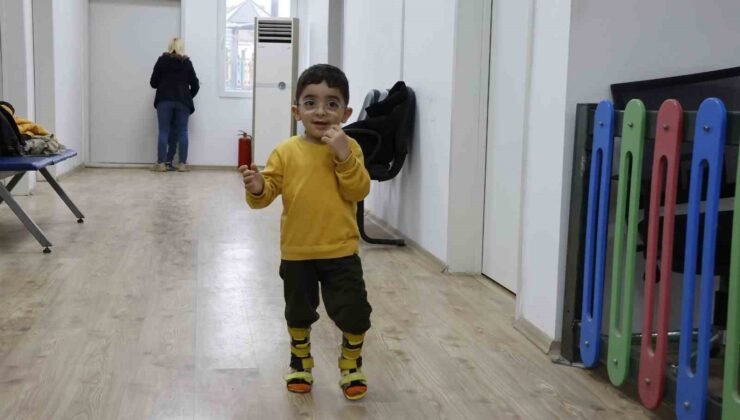 Serebral palsili Eren’in ailesine umut olan ilk adımları yüzleri güldürdü