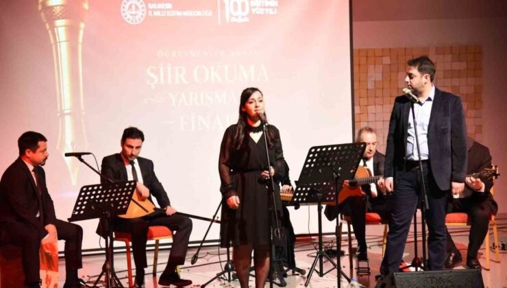 Şiir mısraları öğretmenlerin sesiyle hayat buldu