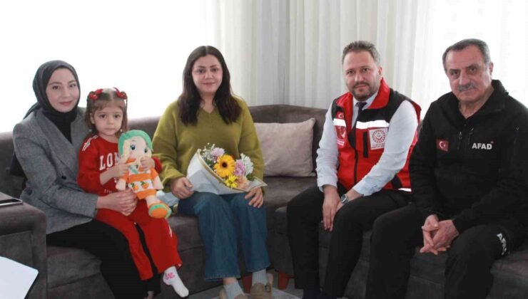 Siirt’te depremzede ailelere ziyaret