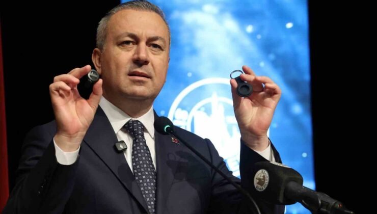 Sivas’ta 100 özel çocuğa akıllı takip cihazı dağıtıldı