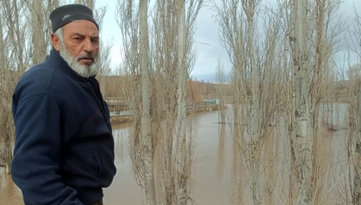 Sivas’ta karların erimesi ile dereler taştı, tarım arazileri göle döndü