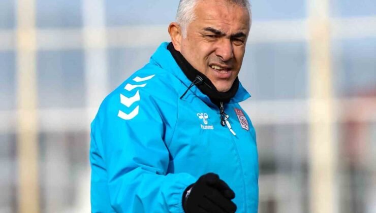 Sivasspor’da Mehmet Altıparmak ile yollar ayrıldı