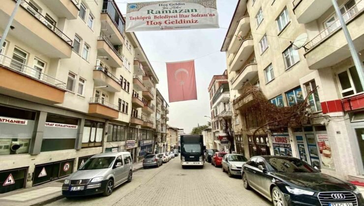 Taşköprü Belediyesi, iftar çadırını bu yıl da kapalı alanda kuracak