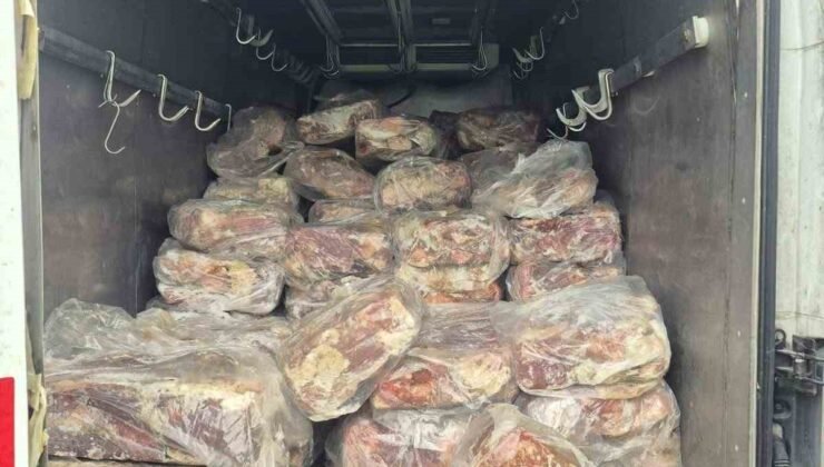 Tekirdağ’da 3 bin 500 kilogram bozuk sakatat imha edildi