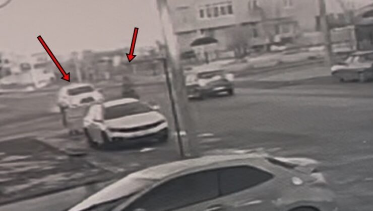 Tekirdağ’da otomobille çarpışan bisikletlinin yaralandığı feci kaza kamerada