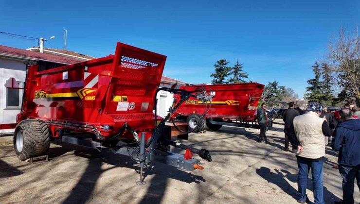 Tekirdağ’da üreticilere iklim dostu destek: 2 adet hayvan gübresi dağıtma römorku hizmete sunuldu