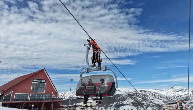 Teleferikte mahsur kalanlar başarılı bir operasyonla kurtarıldı