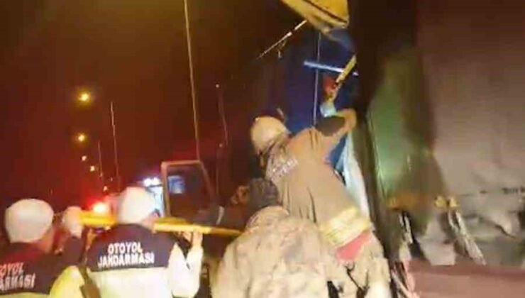 TEM’de kamyonlar çarpıştı: 1 ölü, 1 yaralı