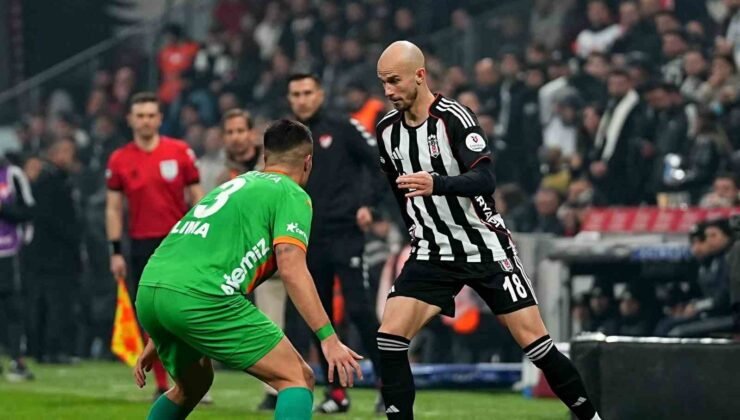 Trendyol Süper Lig: Beşiktaş: 2 – Corendon Alanyaspor: 2 (Maç sonucu)