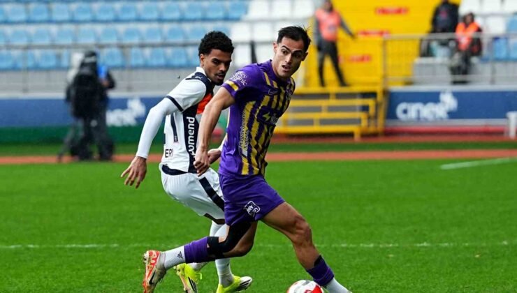 Trendyol Süper Lig: Eyüpspor: 0 – Başakşehir: 1 (Maç devam ediyor)