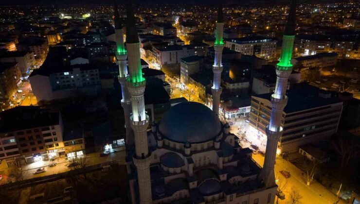 Türkiye’de ilk iftar Iğdır’da yapıldı