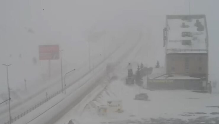 Ulaşıma kar ve tipi engeli