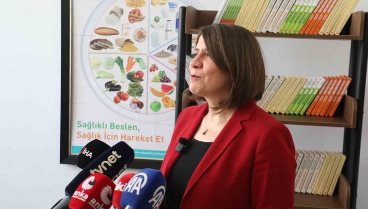 Uzmanından uyarı: “Ramazan’da sağlıklı beslenmenin temel kriterlerden birisi sahurun ve iftarın yapılması, araya ara öğünün eklenmesi”