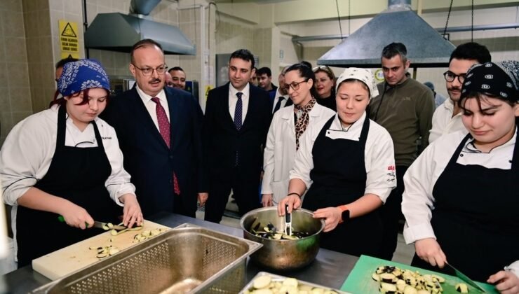 Vali Canbolat’tan mesleki eğitime yakın takip